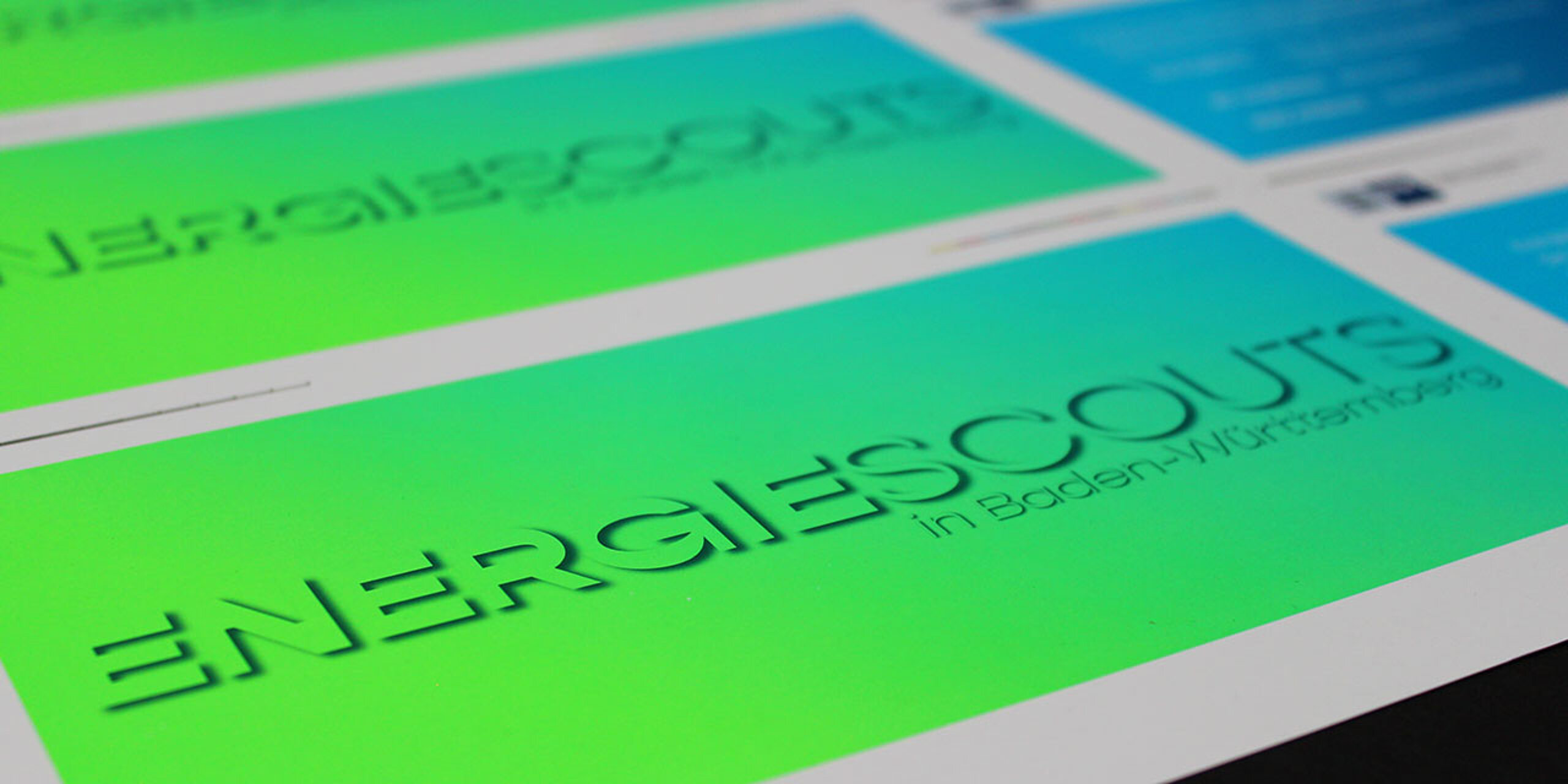 Druckbogen der Neon-Postkarte