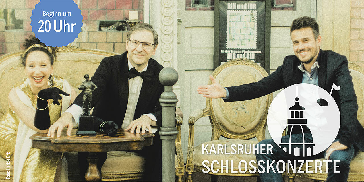 Plakat der Karlsruher Schlosskonzerte 2019: Drei Künstler sitzen auf Stühlen